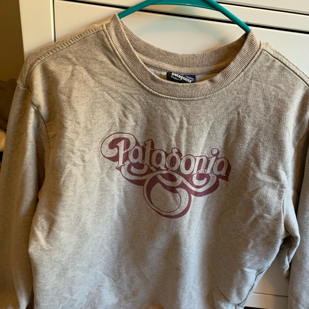 Retro Patagonia Sweatshirt